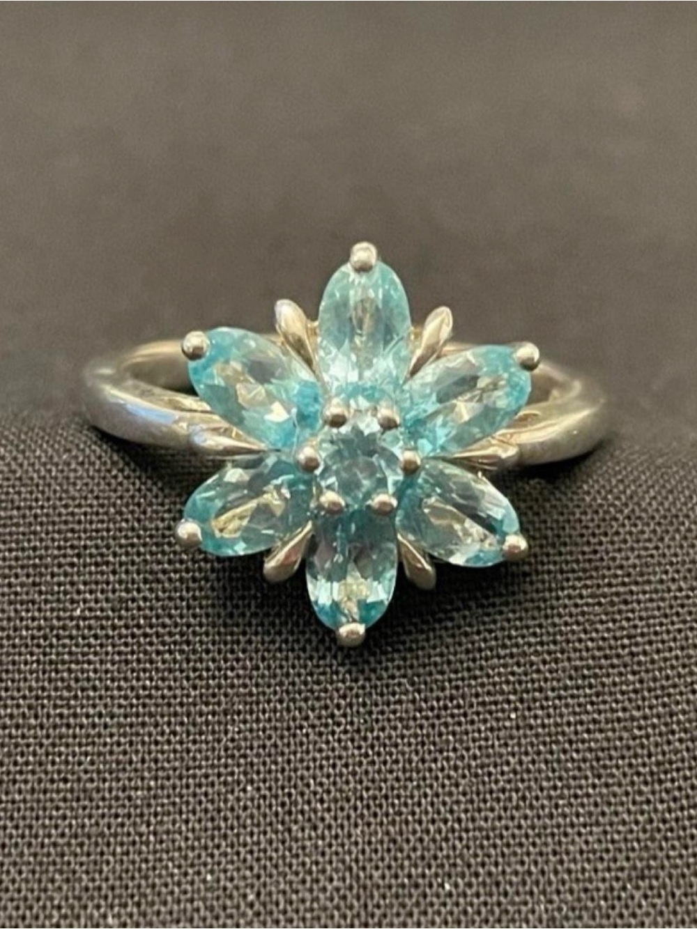 Sterling Silver Blue Topaz 7 Stone Flower Ring Size 5